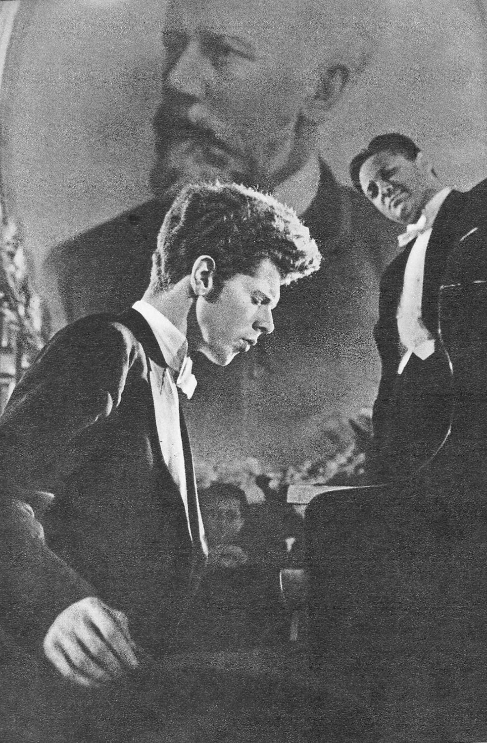 Van Cliburn at the piano beneath a portrait of Tchaikovsky, Moscow, 1958
